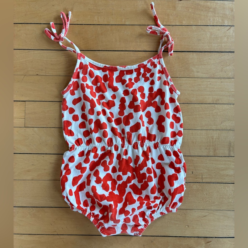 Noe & Zoe Berlin Red and White Spotted Baby Romper 12-18m
